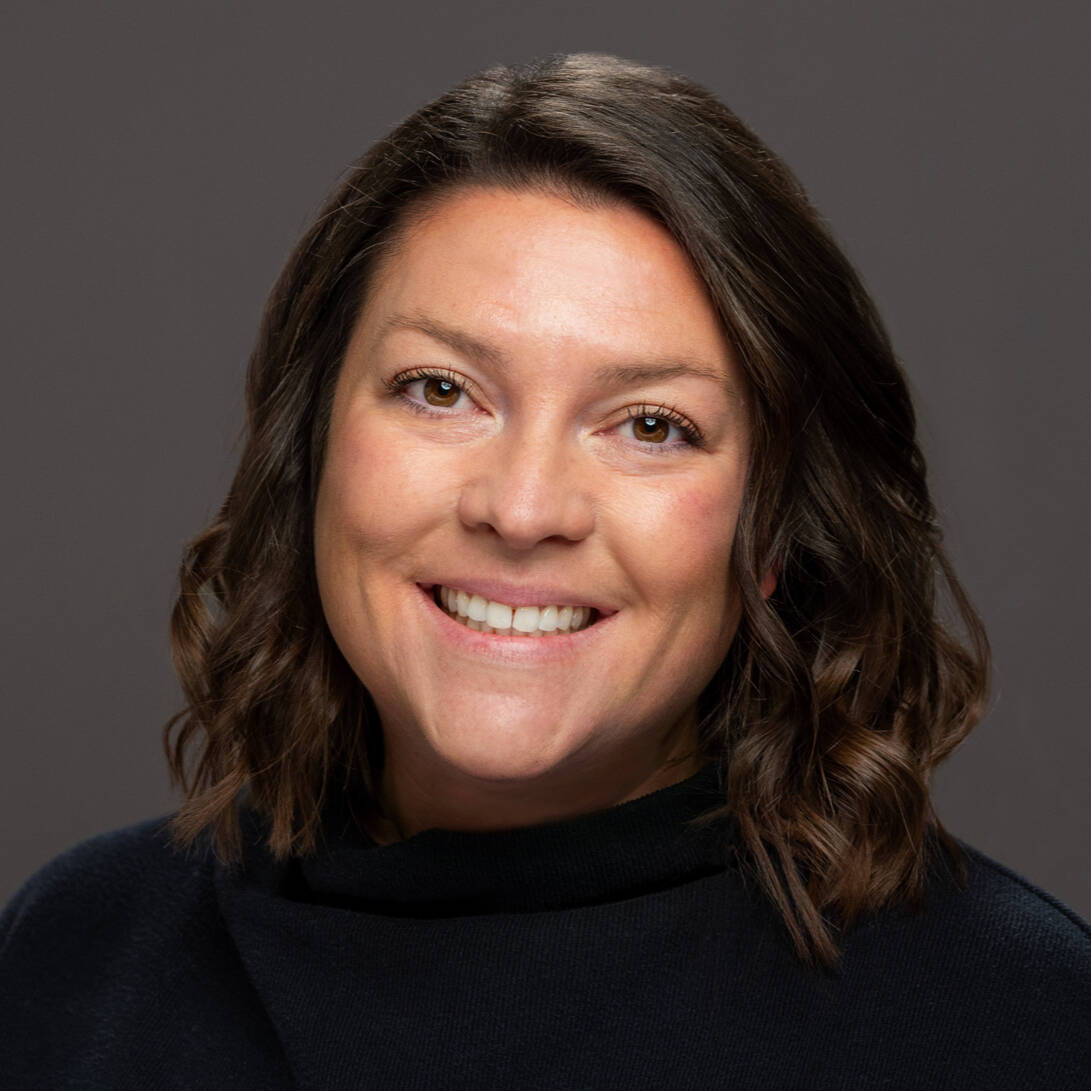 Portrait of Stephanie Aikens.